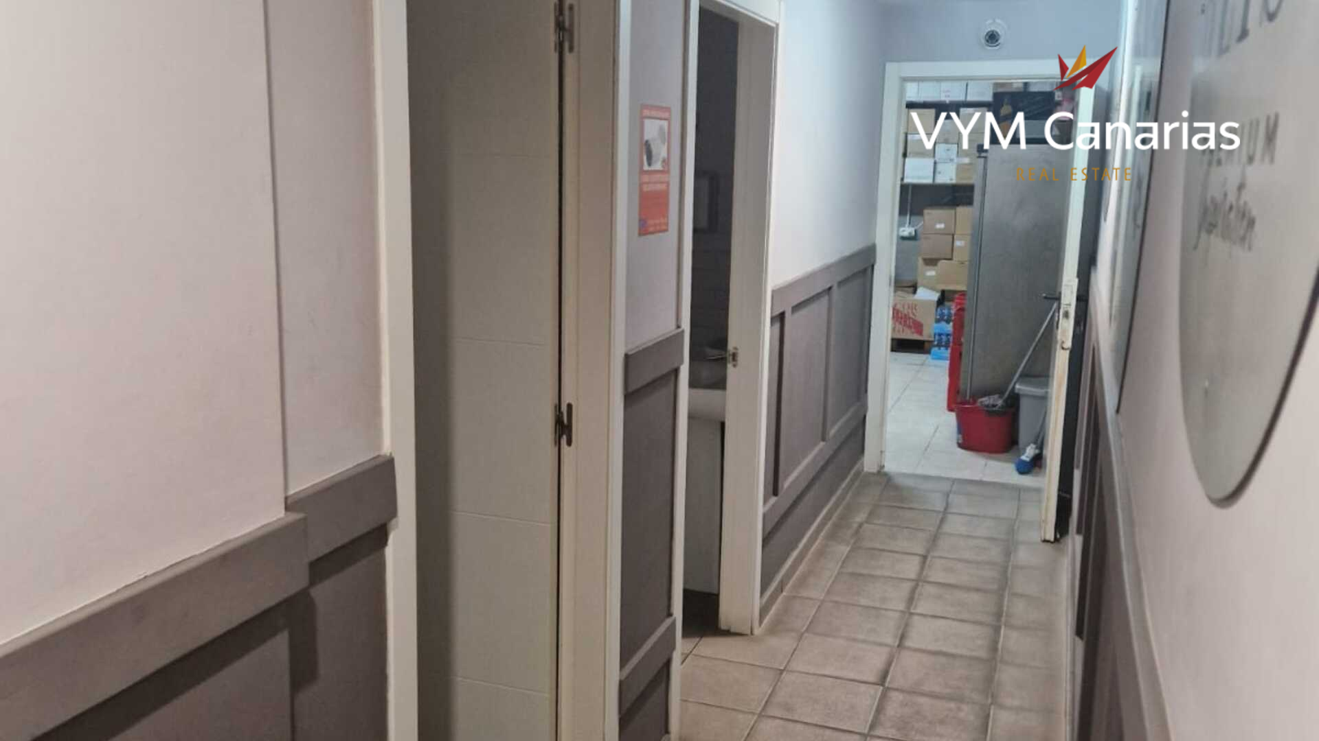 Liikekiinteistö Playa, Valencia, Espanja 1 makuuhuone, 90 m2 No. 183675