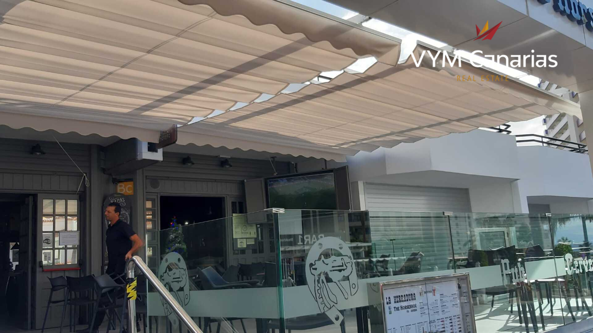 Liikekiinteistö Playa, Valencia, Espanja 1 makuuhuone, 90 m2 No. 183675