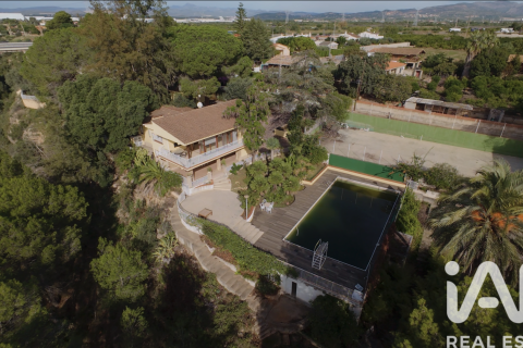 Apartament w Almassora, Castellon, Hiszpania 5 sypialni, 457 mkw. nr 152841