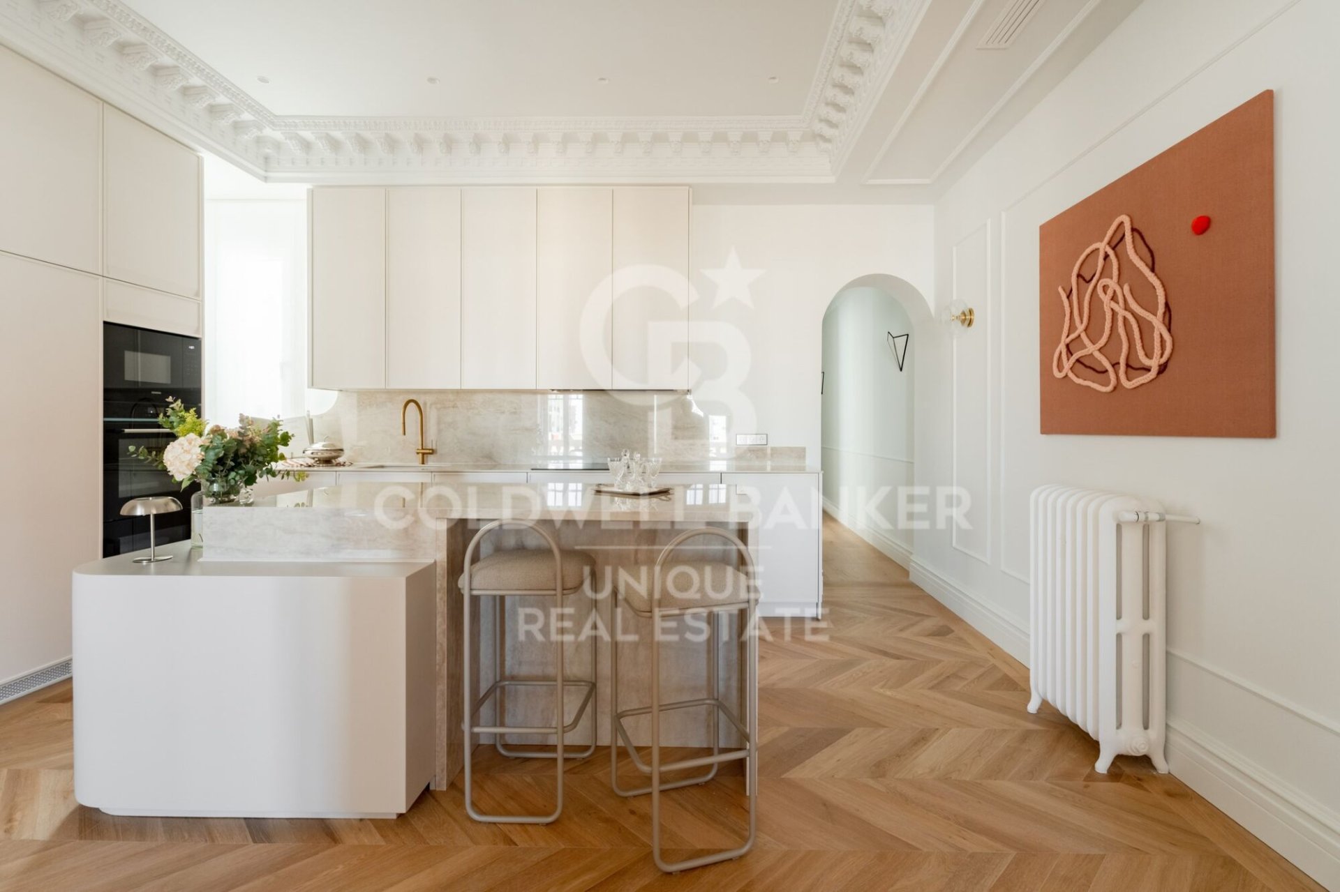 Apartament w Madrid, Hiszpania 4 sypialnie, 208 mkw. nr 156750