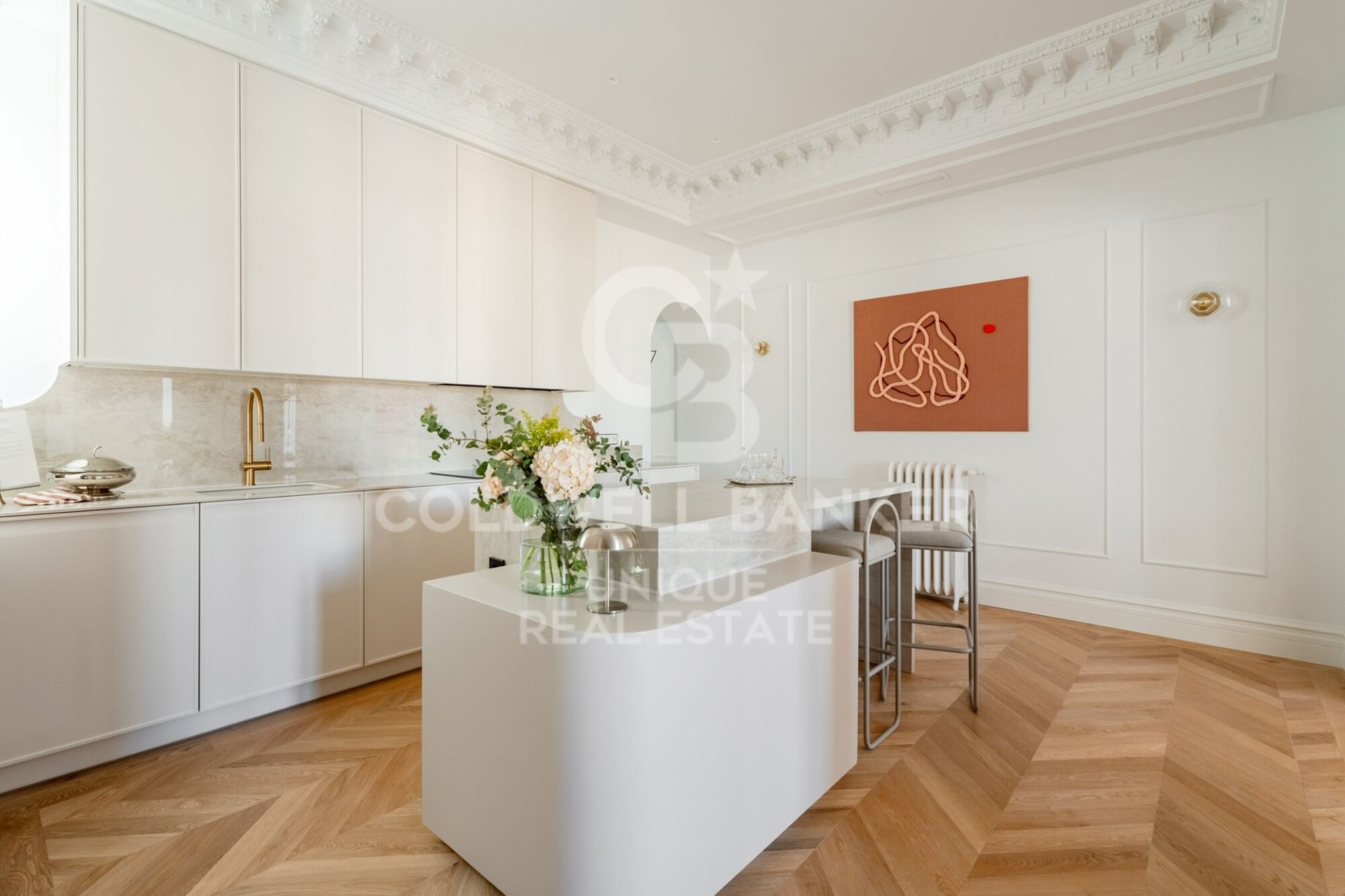 Apartament w Madrid, Hiszpania 4 sypialnie, 208 mkw. nr 156750