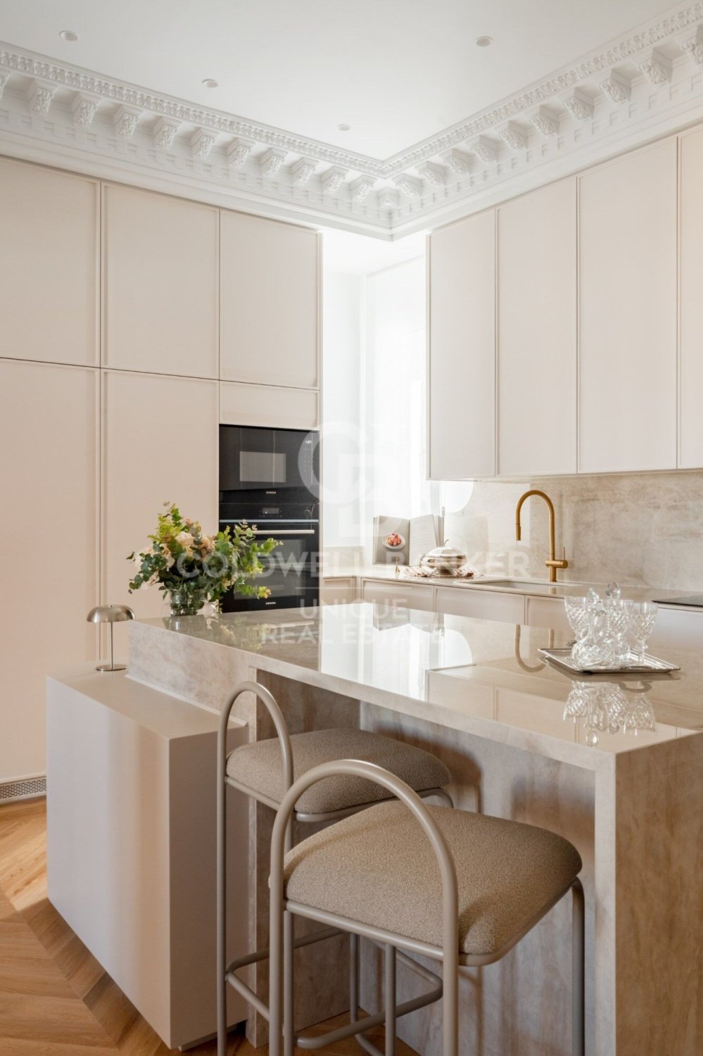 Apartament w Madrid, Hiszpania 4 sypialnie, 208 mkw. nr 156750