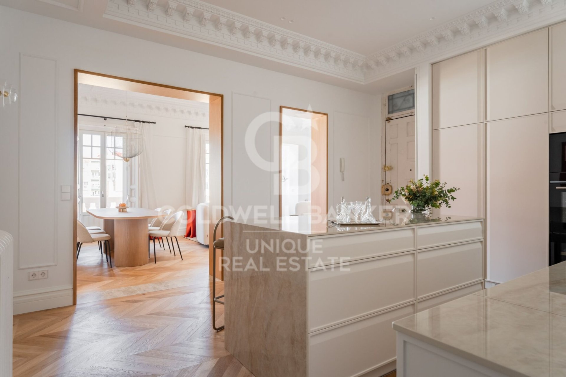 Apartament w Madrid, Hiszpania 4 sypialnie, 208 mkw. nr 156750