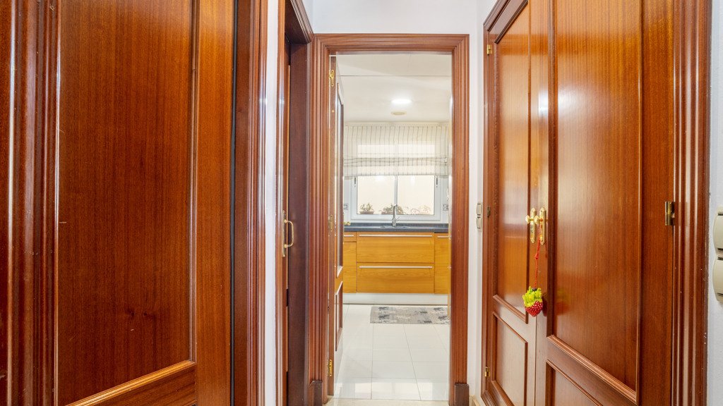 Talo Estepona, Malaga, Espanja 4 makuuhuonetta, 142.8 m2 No. 107378