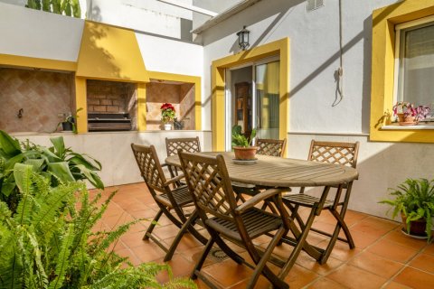 Māja Estepona, Malaga, Spānijā 4 istabas, 142.8 m2 Nr. 107378