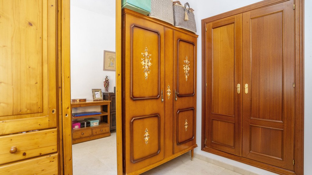 Talo Estepona, Malaga, Espanja 4 makuuhuonetta, 142.8 m2 No. 107378