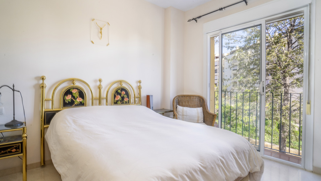 Talo Estepona, Malaga, Espanja 4 makuuhuonetta, 142.8 m2 No. 107378