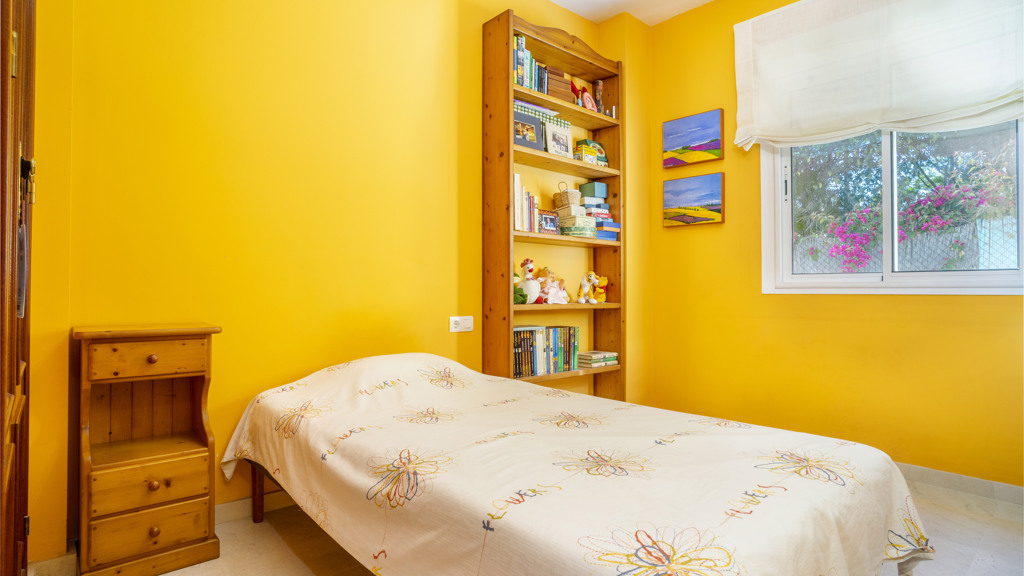 Talo Estepona, Malaga, Espanja 4 makuuhuonetta, 142.8 m2 No. 107378