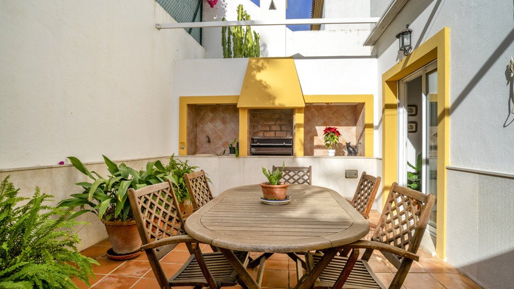 Talo Estepona, Malaga, Espanja 4 makuuhuonetta, 142.8 m2 No. 107378