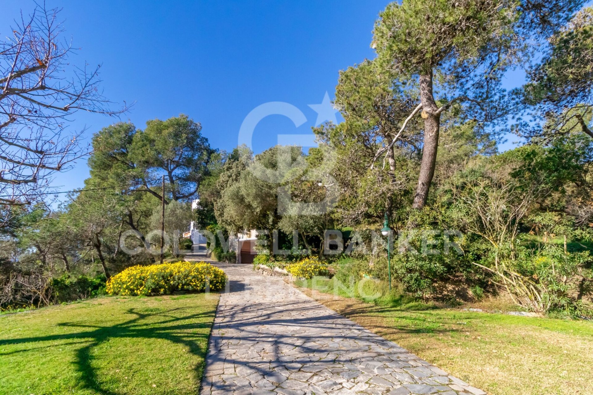 Dom w Barcelona, Hiszpania 6 sypialni, 802 mkw. nr 159584