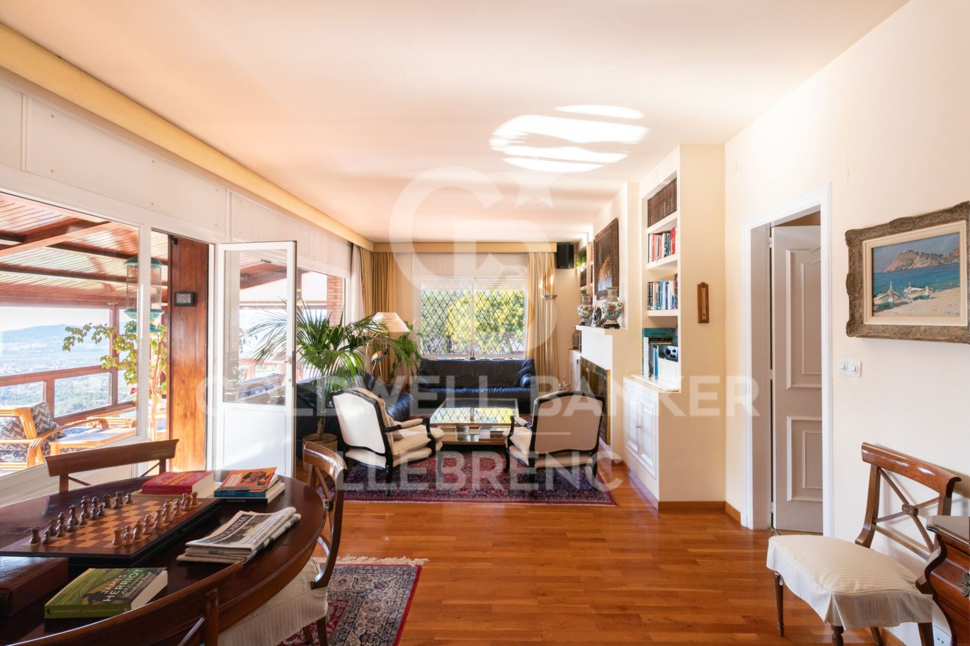 Dom w Barcelona, Hiszpania 6 sypialni, 802 mkw. nr 159584