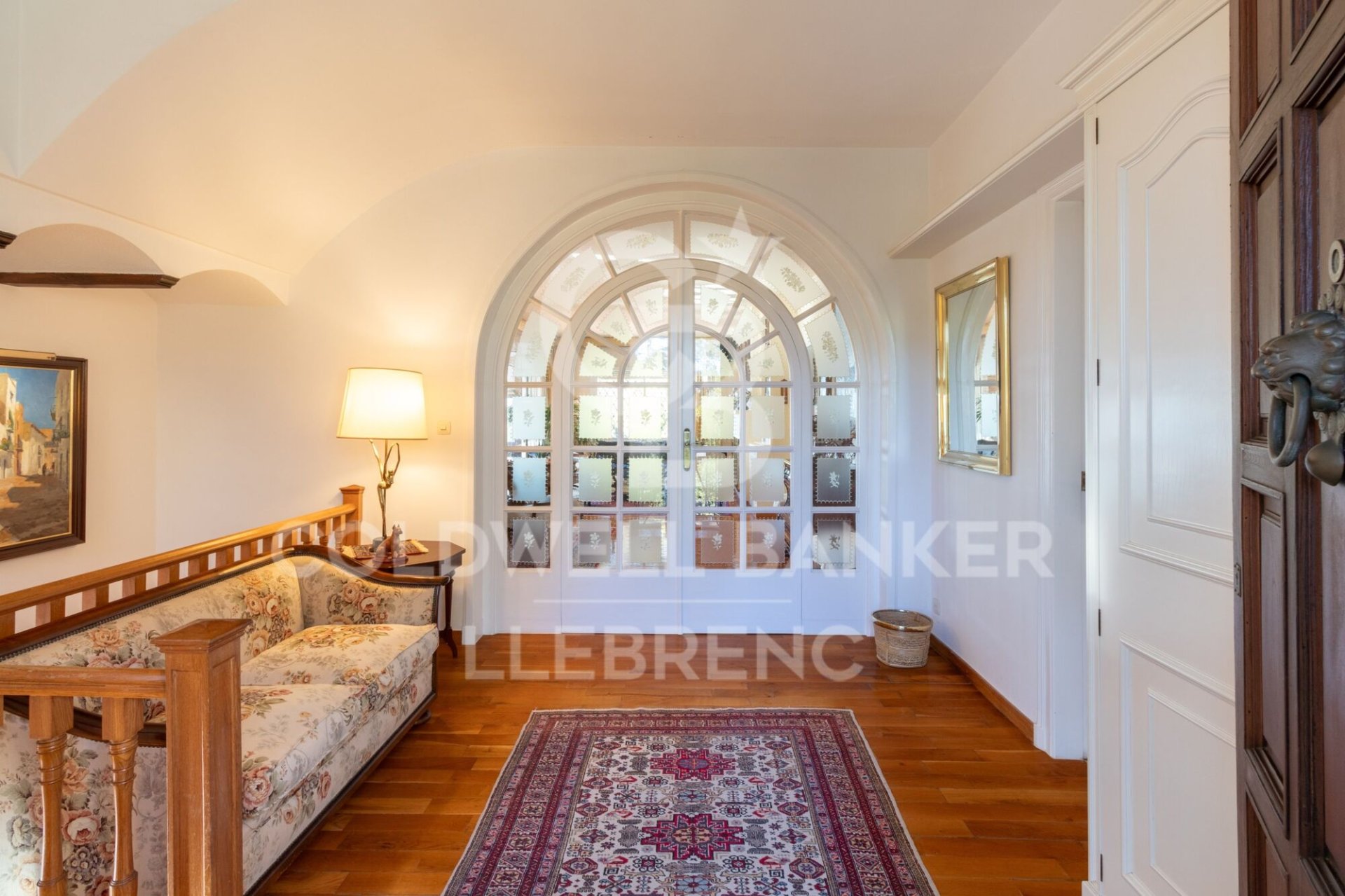 Dom w Barcelona, Hiszpania 6 sypialni, 802 mkw. nr 159584