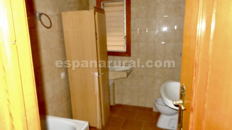 Apartment in Caniles, Granada, Spain 9 bedrooms, 438 sq.m. No. 183992