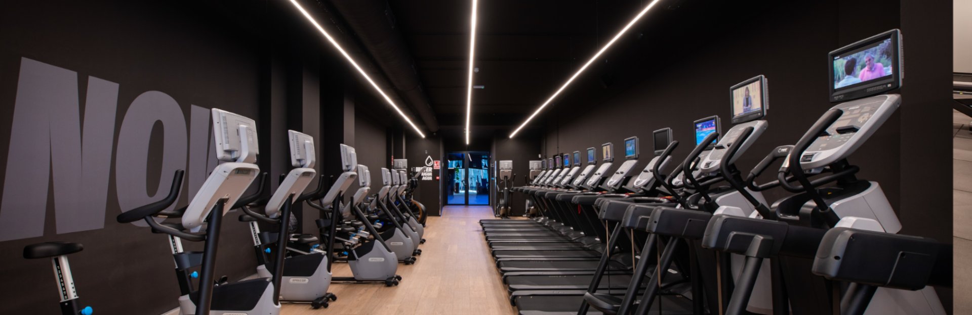 Komerciāls īpašums Barcelona, Spānijā 1069 m2 Nr. 141191