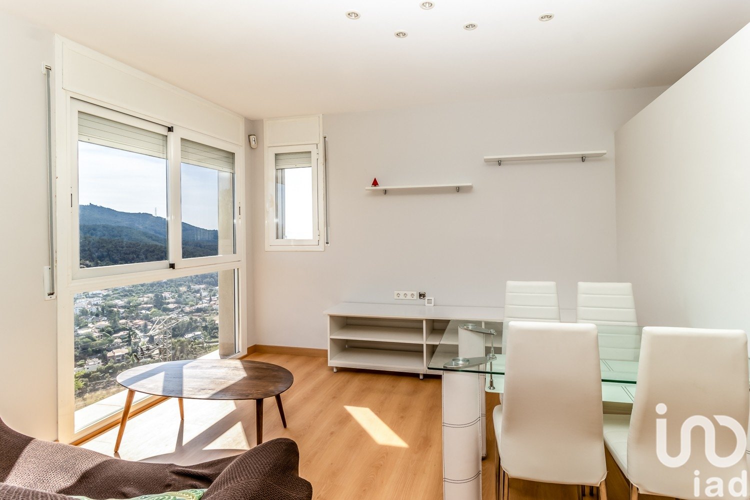 Hus i Castellar Del Valles, Barcelona, Spanien 7 sovrum, 317 kvm. Nr. 153704