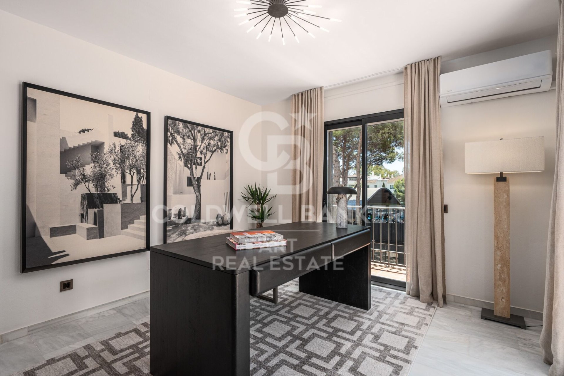 Huvila Marbella, Malaga, Espanja 6 makuuhuonetta, 315 m2 No. 178982