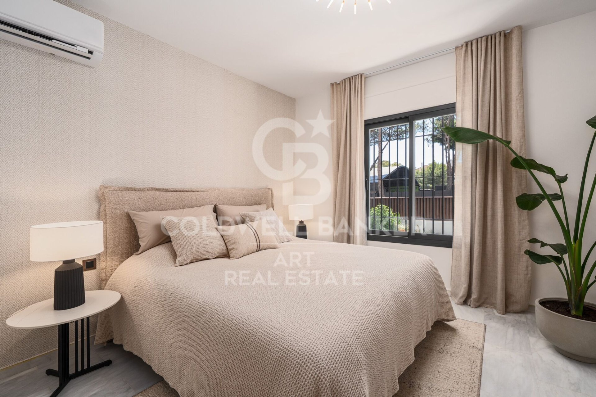 Huvila Marbella, Malaga, Espanja 6 makuuhuonetta, 315 m2 No. 178982