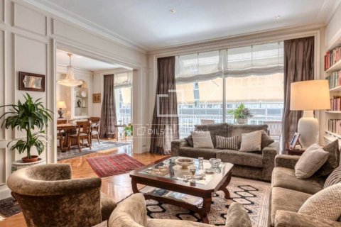 Dzīvoklis Barcelona, Spānijā 5 istabas, 207 m2 Nr. 192690