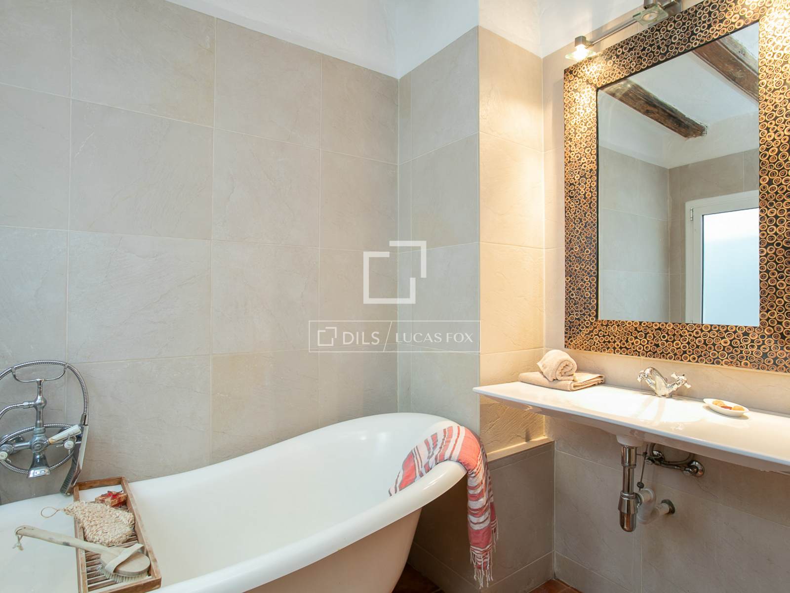 Wohnung in Barcelona, Spanien 2 Schlafzimmer, 54 m2 Nr. 192687