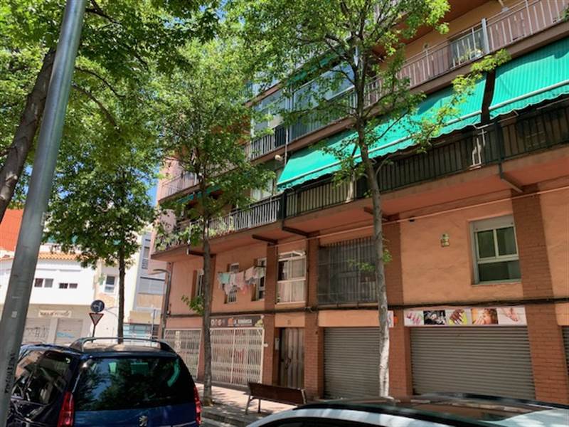 Apartament w Sabadell, Barcelona, Hiszpania 4 sypialnie, 93 mkw. nr 191192