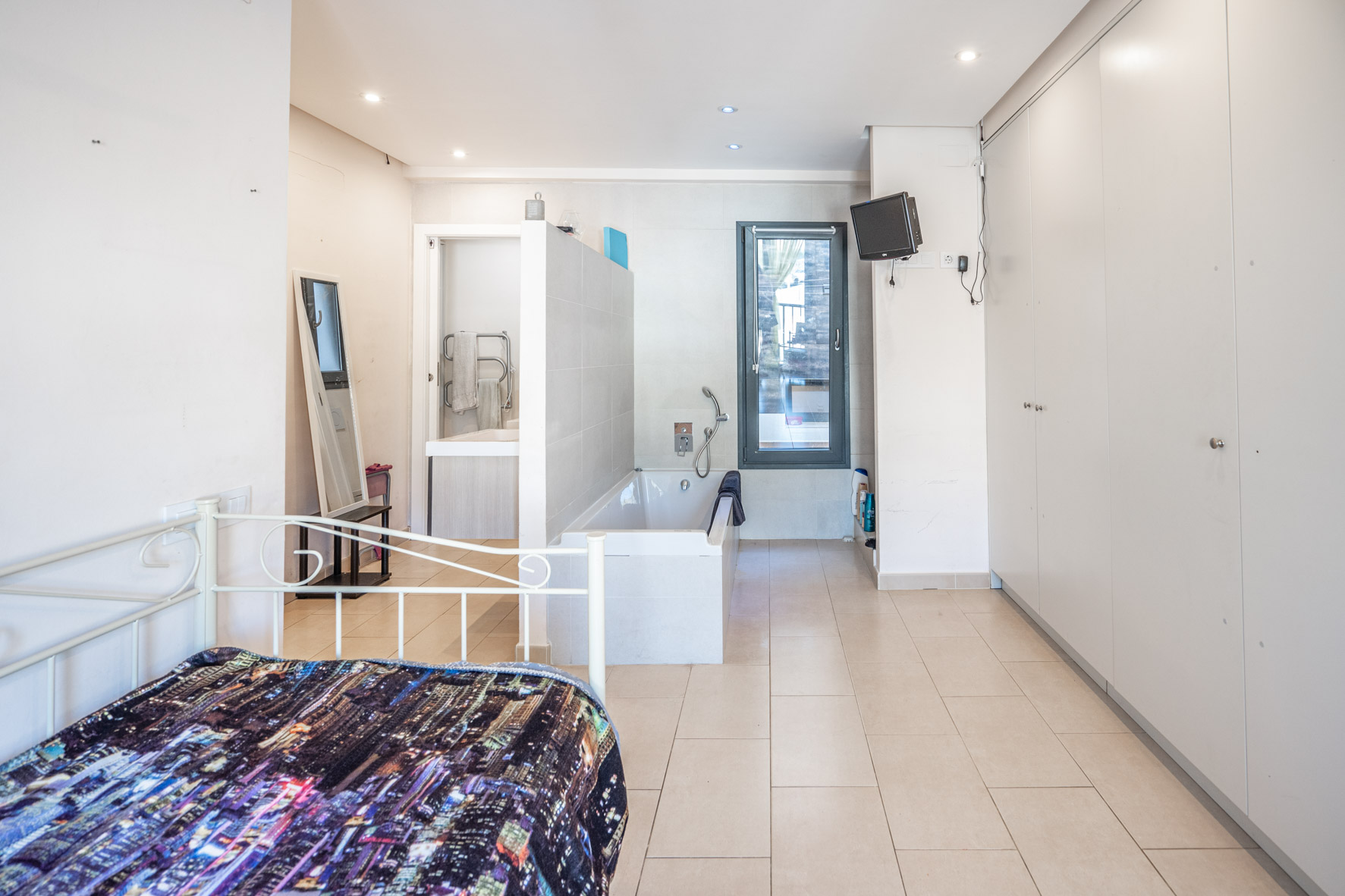 Radhus i Javea, Alicante, Spanien 4 sovrum, 420 kvm. Nr. 80298