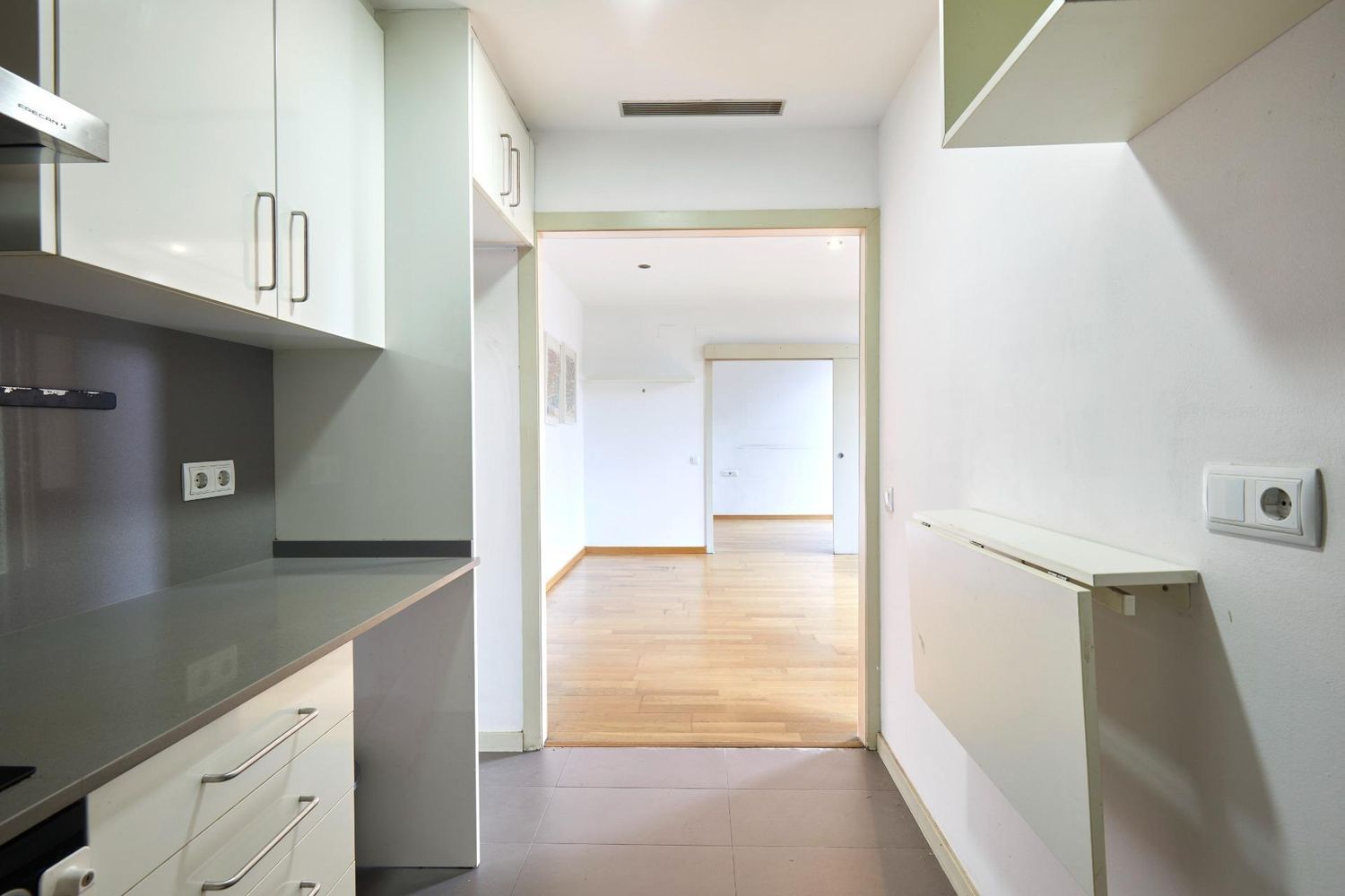 Apartament w Barcelona, Hiszpania 2 sypialnie, 80 mkw. nr 160719
