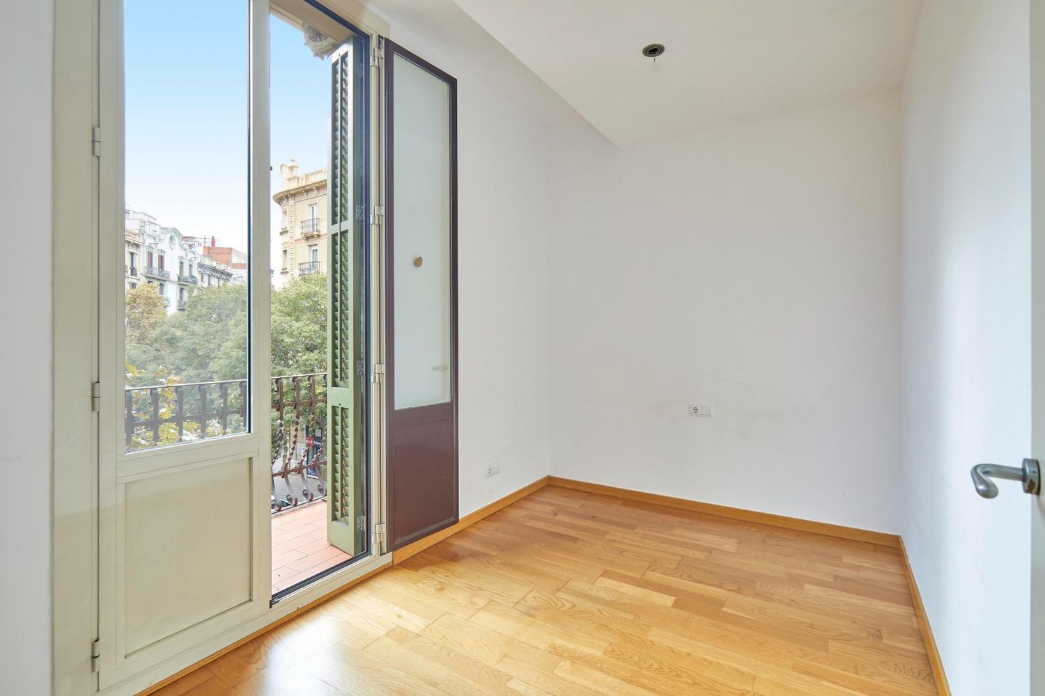 Apartament w Barcelona, Hiszpania 2 sypialnie, 80 mkw. nr 160719