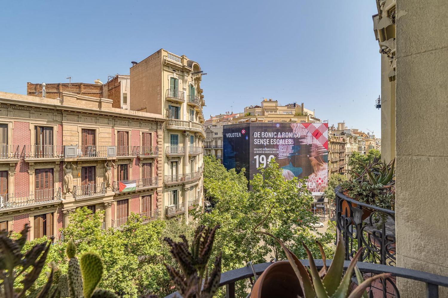 Lägenhet i Barcelona, Spanien 2 sovrum, 69 kvm. Nr. 160722