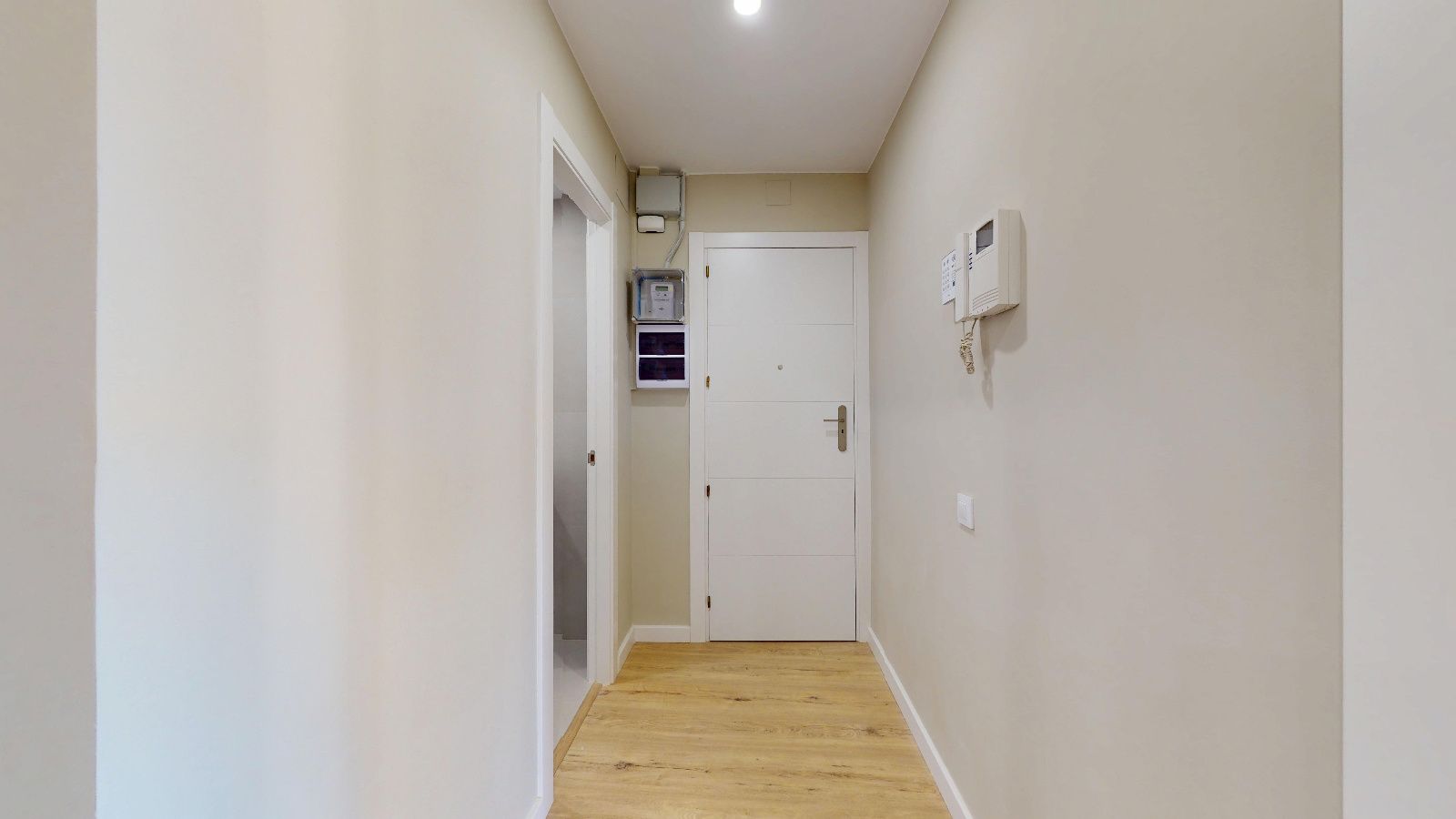 Квартира в Барселона, Испания 4 спальни, 110м2 №160724