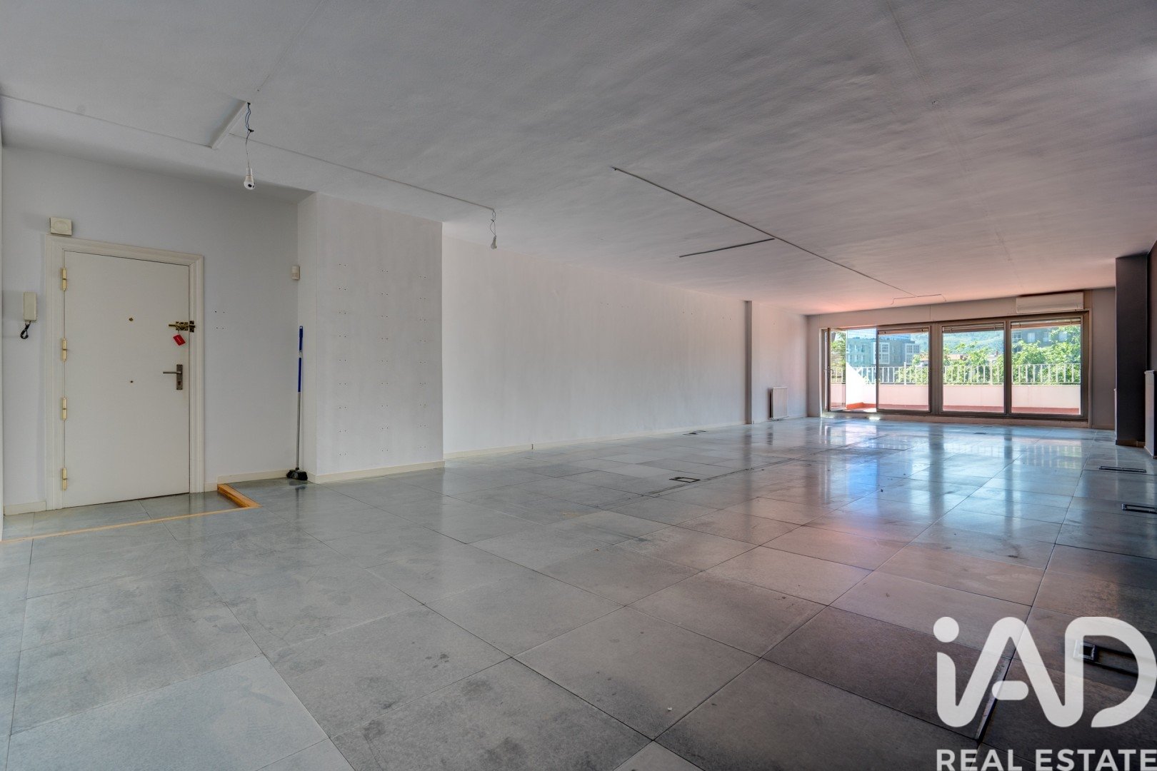 Oficina en Bilbao, Vizcaya, España 500 m2 No. 192123