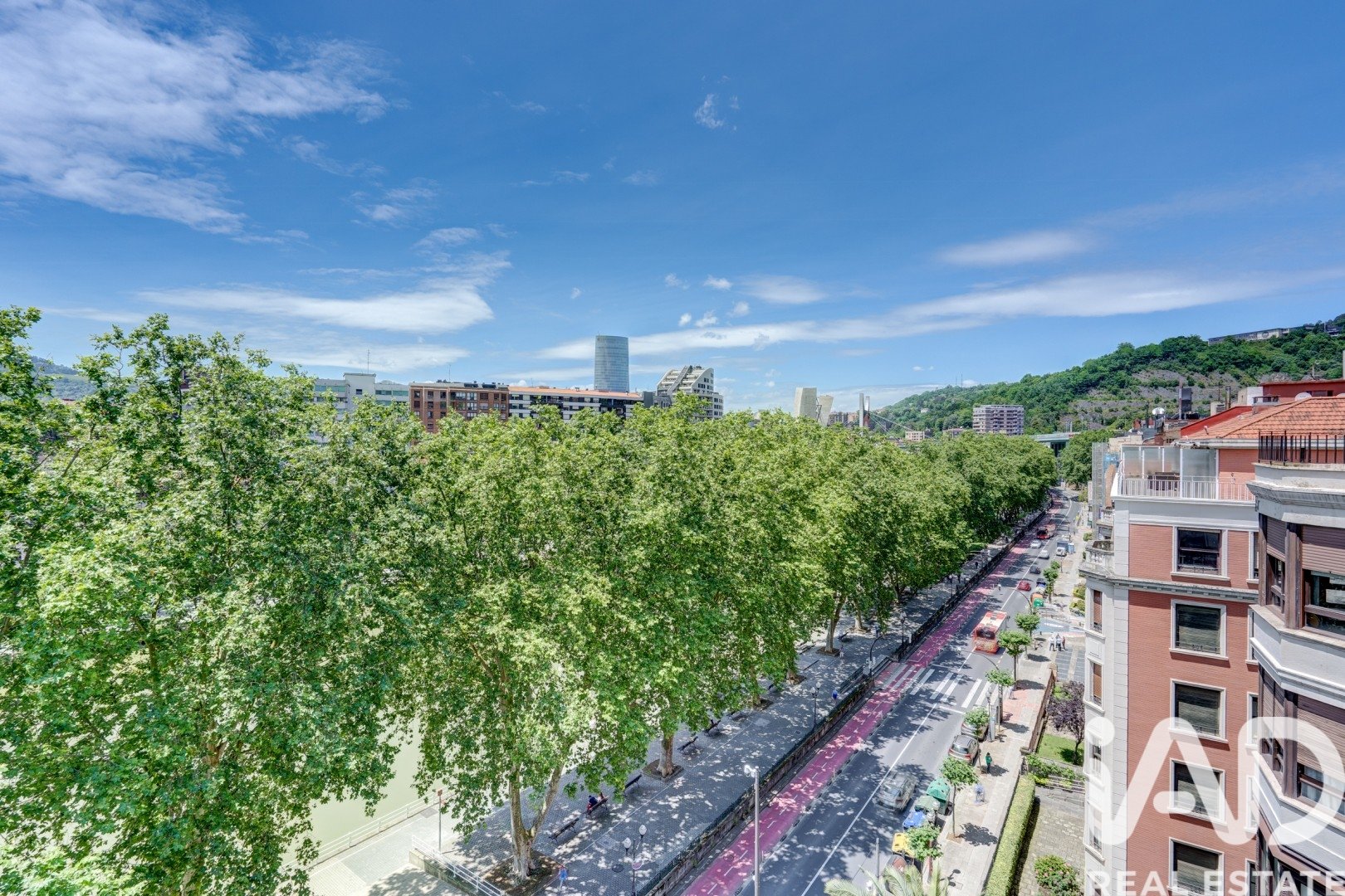 Oficina en Bilbao, Vizcaya, España 500 m2 No. 192123