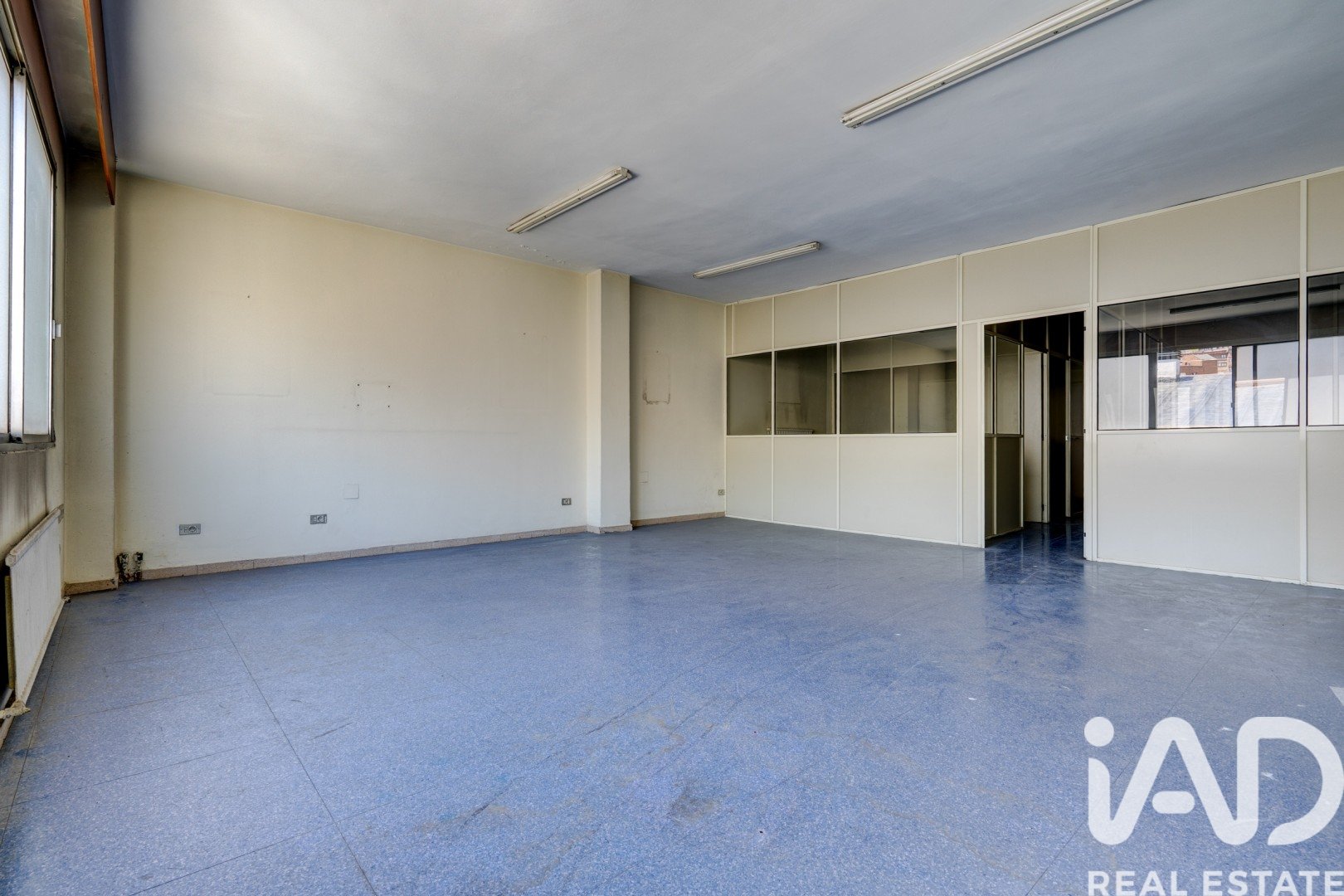 Oficina en Bilbao, Vizcaya, España 500 m2 No. 192123