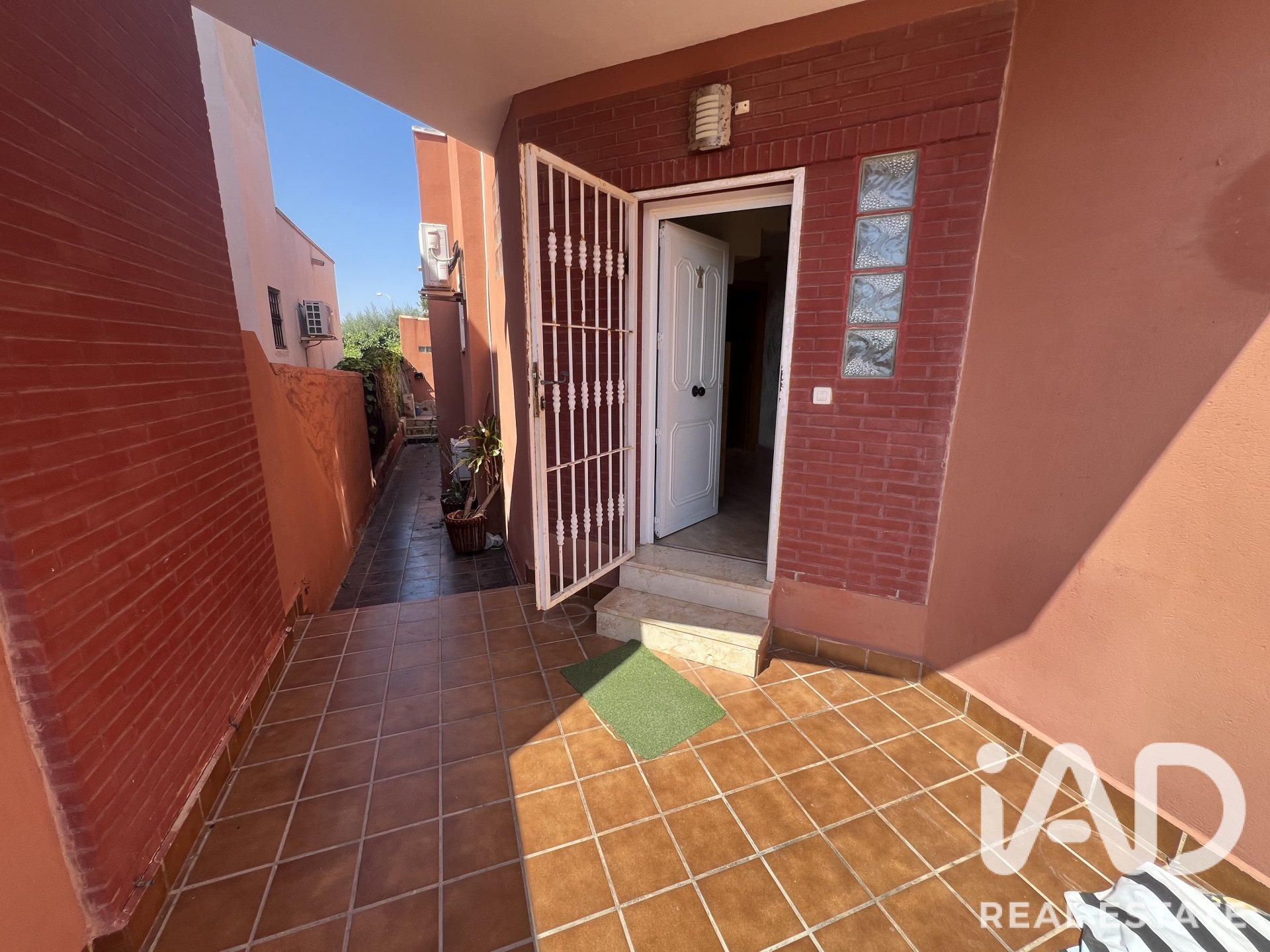 Hus i Torrevieja, Alicante, Spanien 3 sovrum, 176 kvm. Nr. 192119
