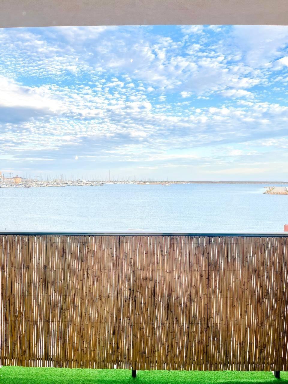 Apartment in Torrevieja, Alicante, Spain 2 bedrooms, 77 sq.m. No. 193744