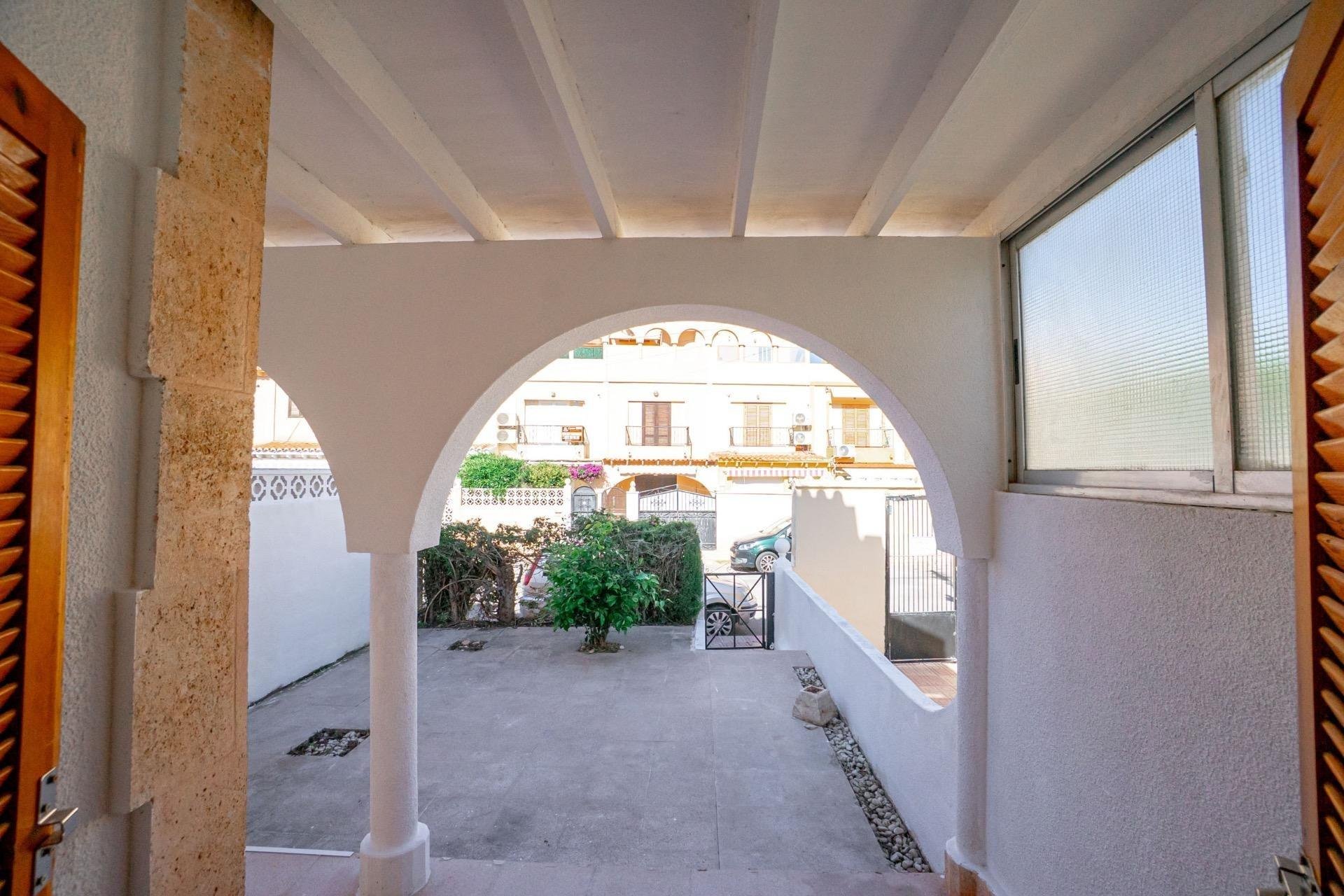 Bungalow en Torrevieja, Alicante, España 1 dormitorio, 36 m2 No. 193746