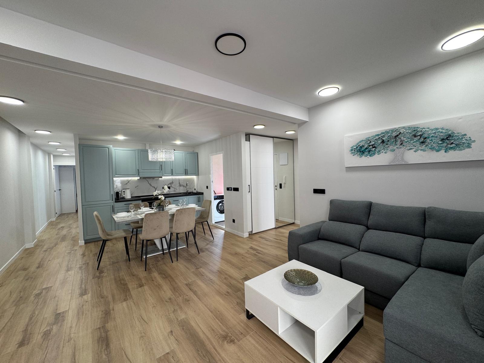 Apartamento en Torrevieja, Alicante, España 3 dormitorios, 100 m2 No. 189845