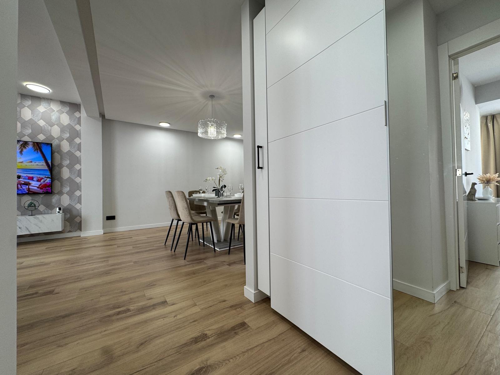 Apartamento en Torrevieja, Alicante, España 3 dormitorios, 100 m2 No. 189845