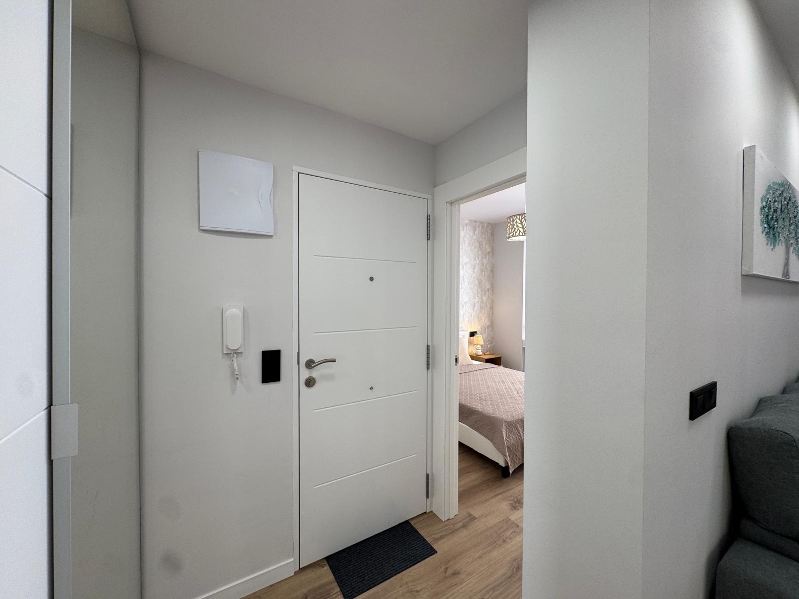 Apartamento en Torrevieja, Alicante, España 3 dormitorios, 100 m2 No. 189845