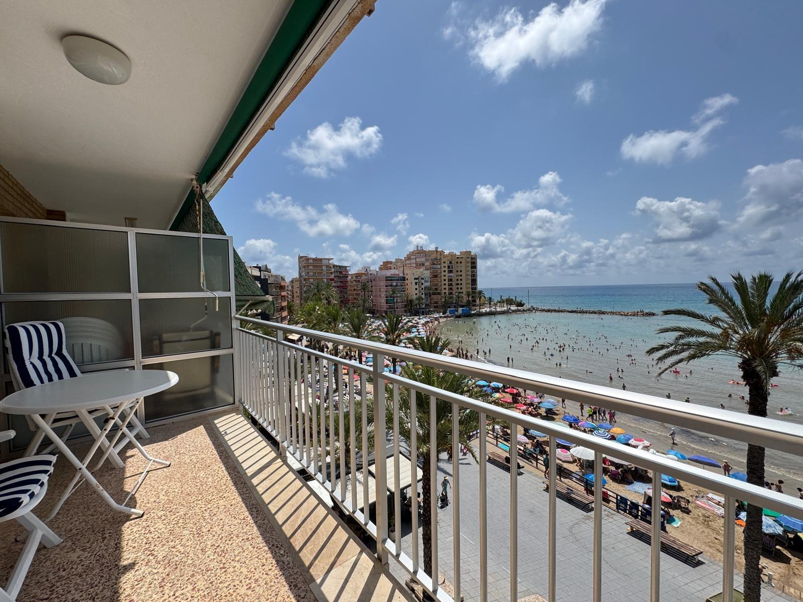Huoneisto Torrevieja, Alicante, Espanja 3 makuuhuonetta, 133 m2 No. 189844