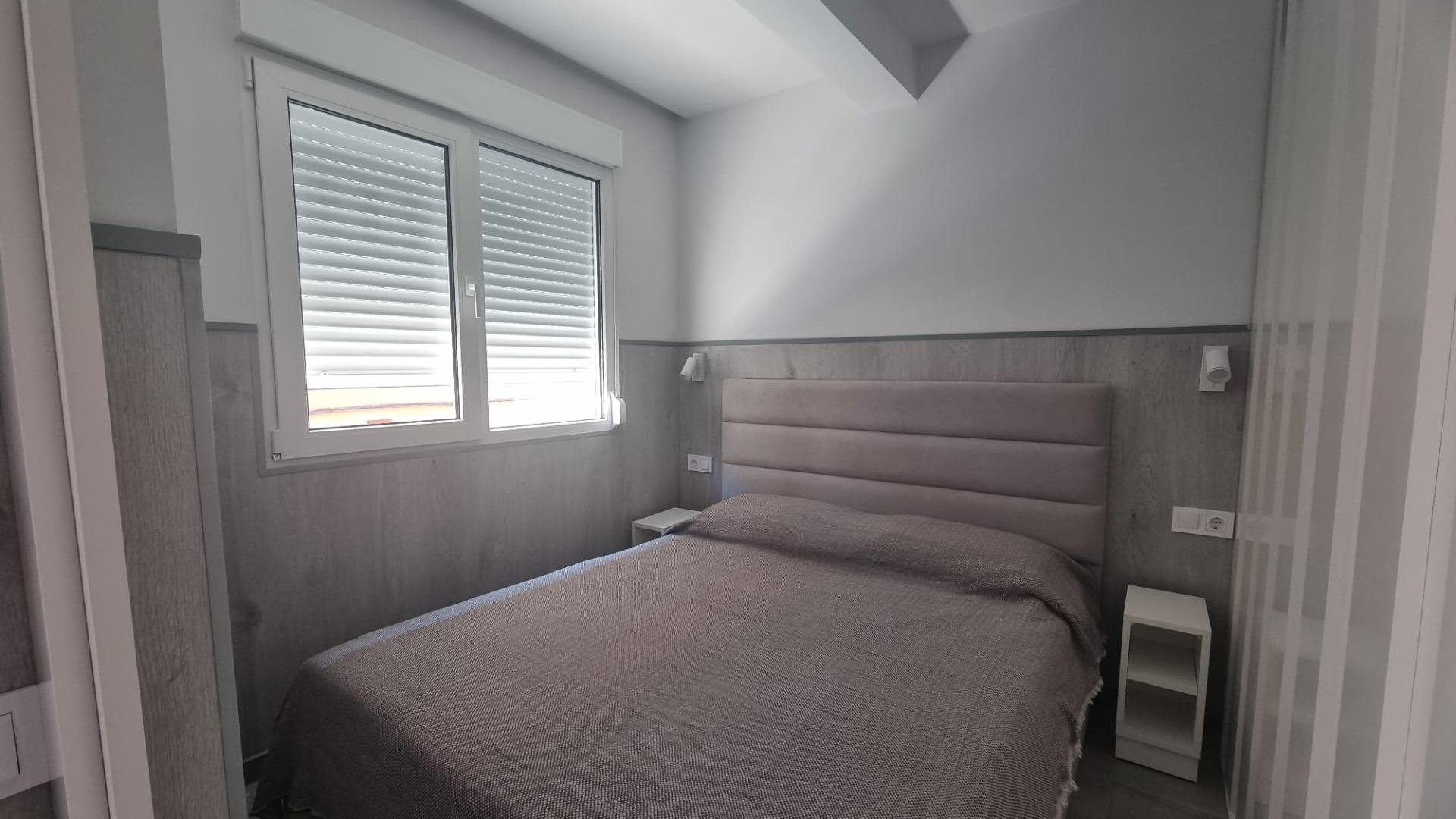 Apartamento en Torrevieja, Alicante, España 3 dormitorios, 105 m2 No. 189843