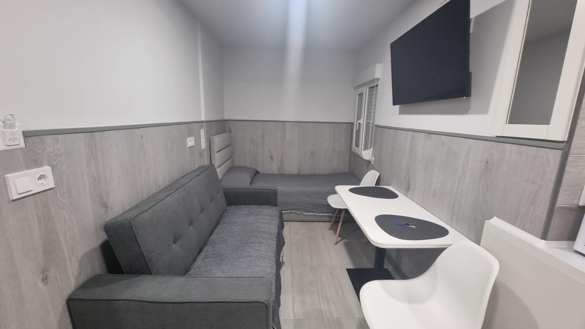 Apartamento en Torrevieja, Alicante, España 3 dormitorios, 105 m2 No. 189843