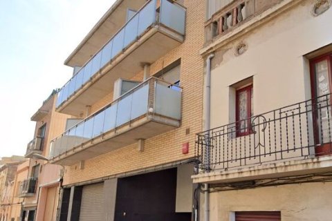 Garage à Badalona, Barcelona, Espagne 25 m2 No. 186546
