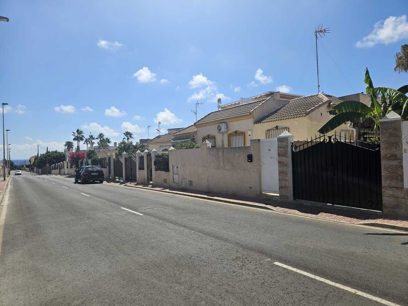 Villa i Torrevieja, Alicante, Spanien 3 sovrum, 74 kvm. Nr. 137893
