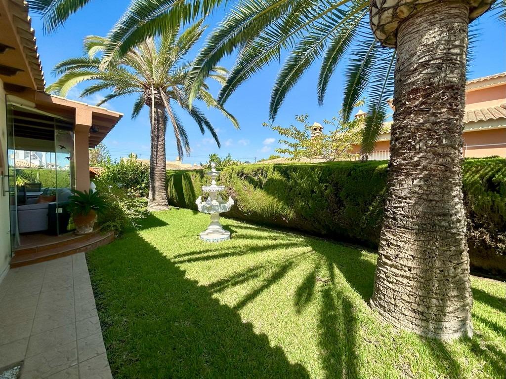 Villa i Cabo Roig, Alicante, Spanien 3 sovrum, 141 kvm. Nr. 137897