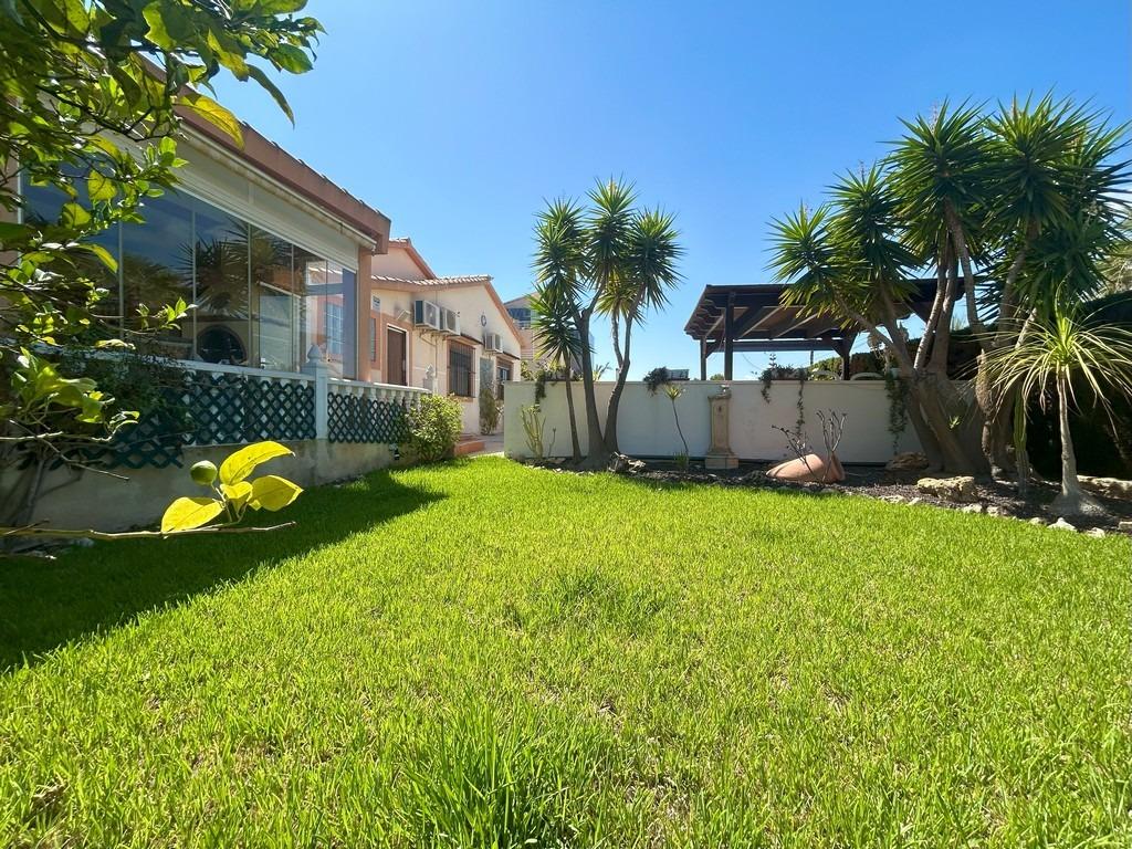 Villa i Cabo Roig, Alicante, Spanien 3 sovrum, 141 kvm. Nr. 137897