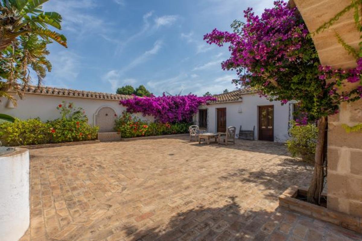 Villa in Javea, Alicante, Spanien 6 Schlafzimmer, 460 m2 Nr. 80702