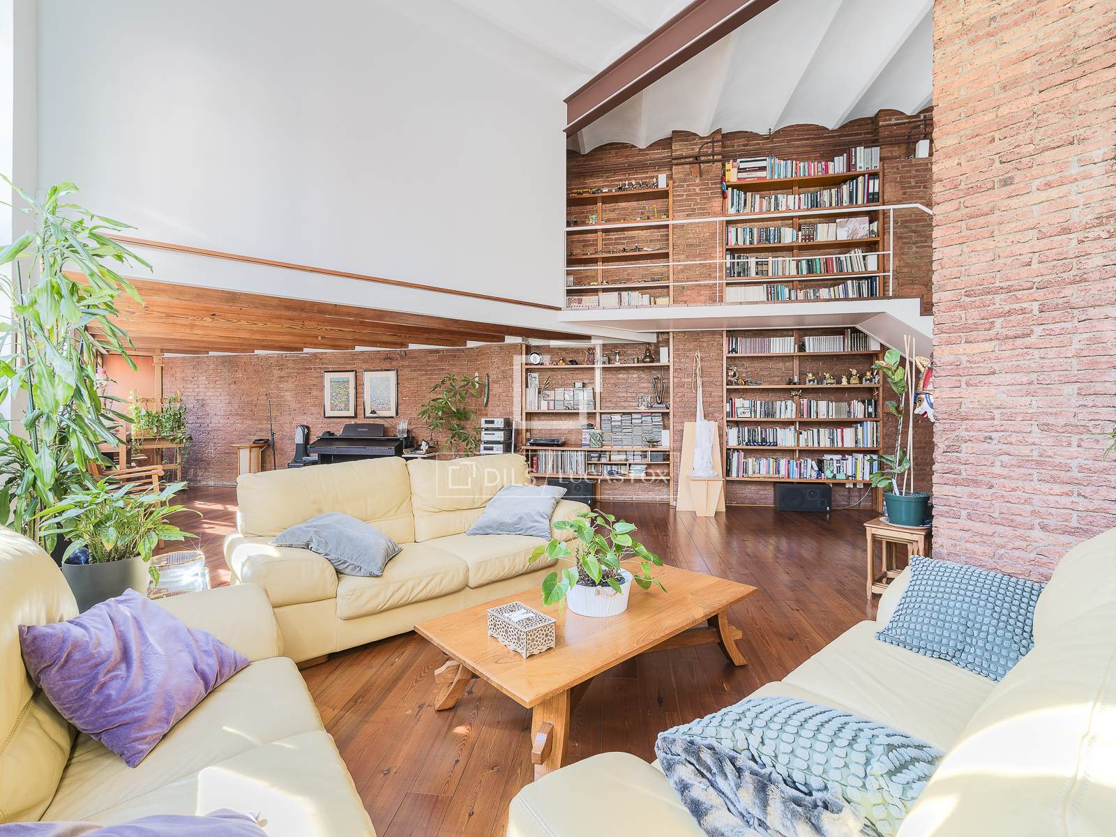 Apartamento en Barcelona, España 6 dormitorios, 406 m2 No. 160827