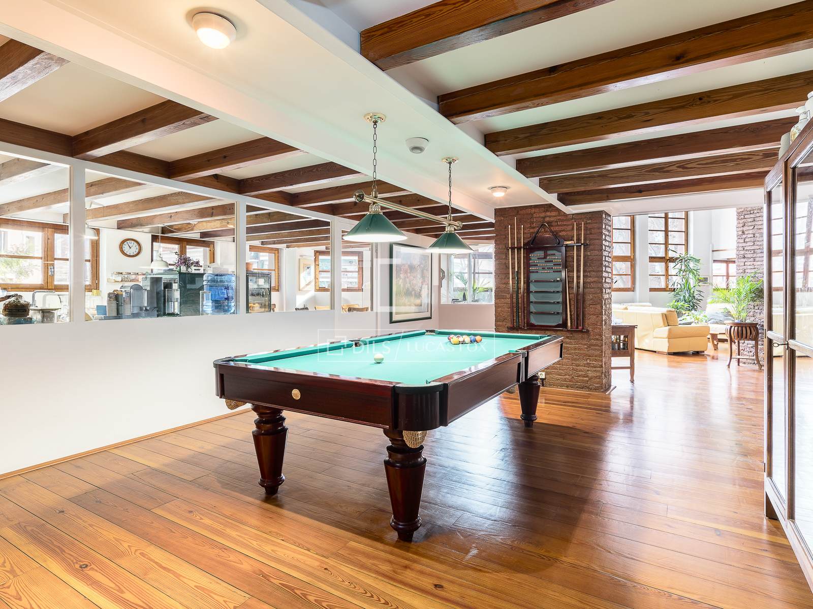 Apartamento en Barcelona, España 6 dormitorios, 406 m2 No. 160827