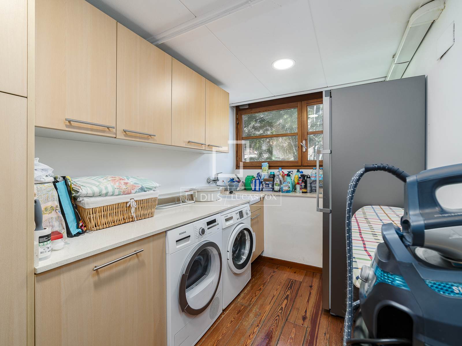 Apartamento en Barcelona, España 6 dormitorios, 406 m2 No. 160827