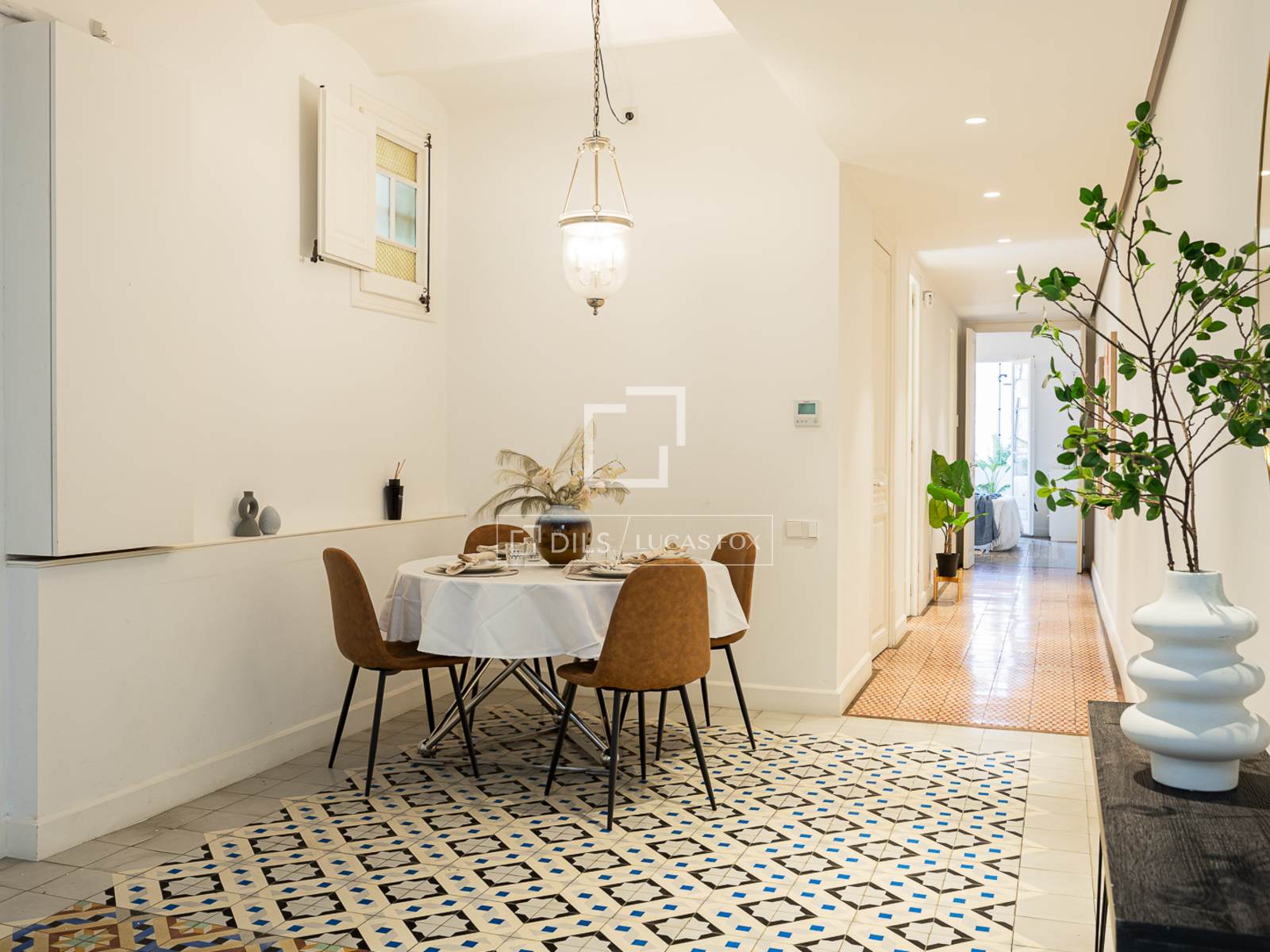 Apartment in Barcelona, Spain 3 bedrooms, 134 sq.m. No. 160830